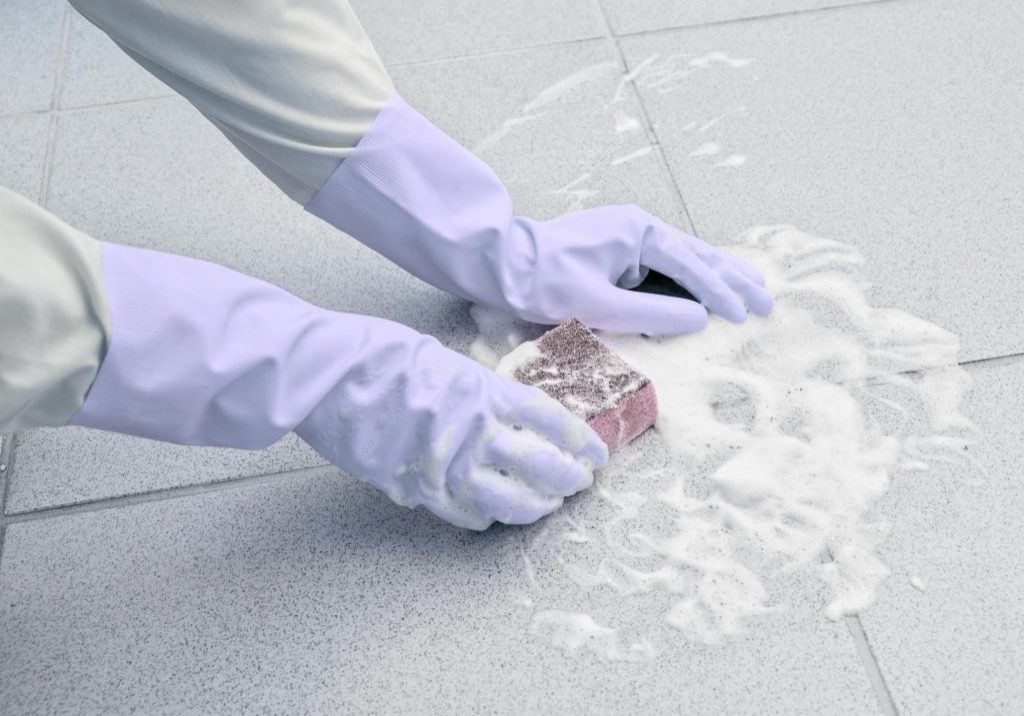 Tile Grout Cleaning in Cairns: A Step-by-Step Guide